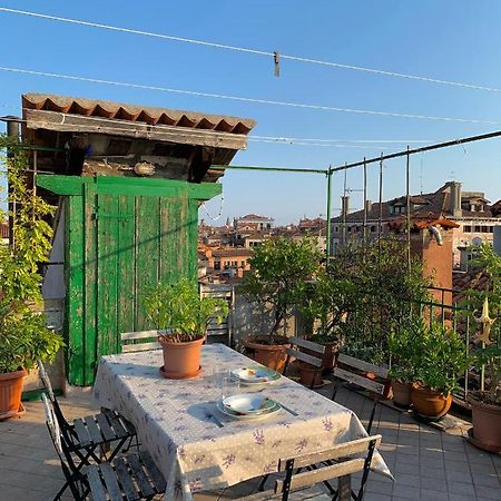 Regina - Romantic Studio Near Rialto Venezia Esterno foto